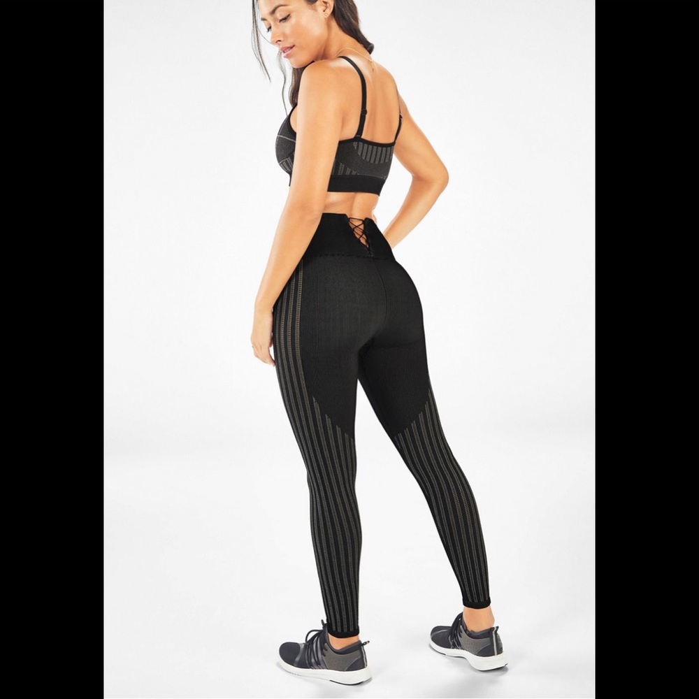 Fabletics x Kelly Rowland set